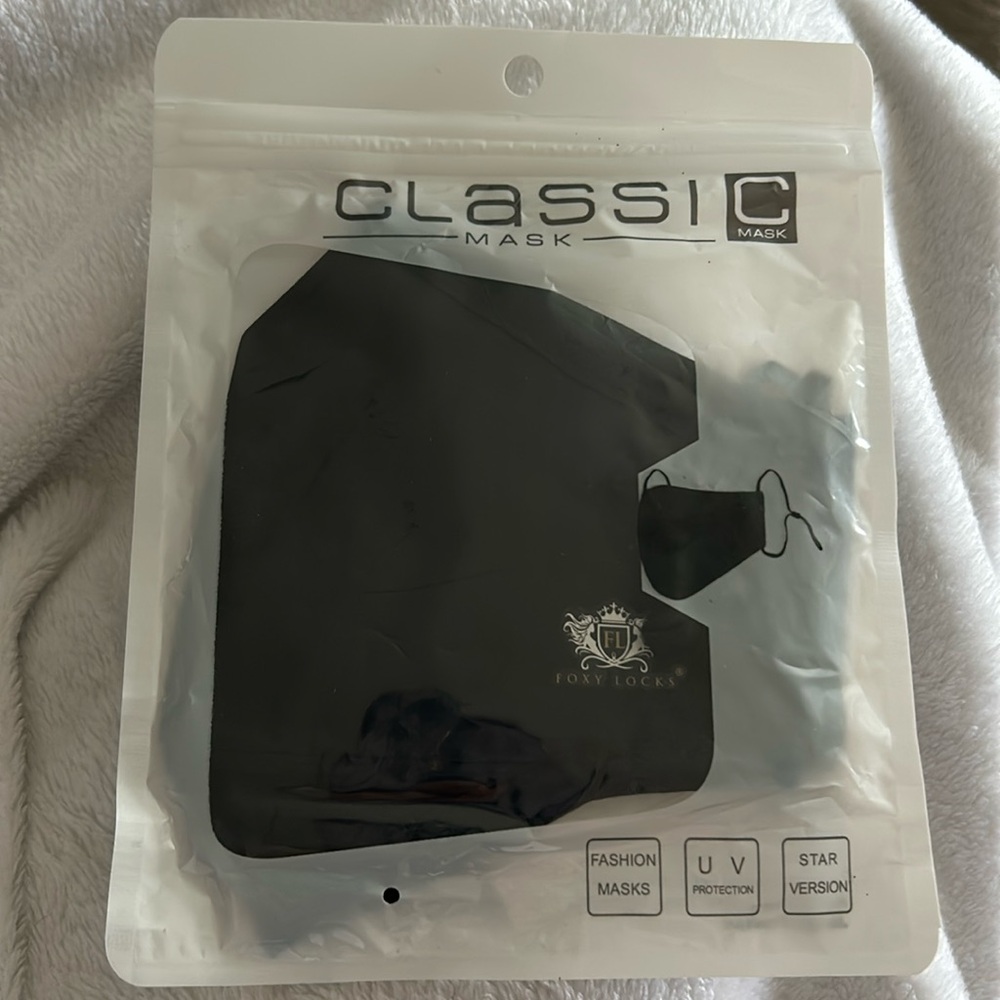 Brand new face mask